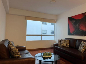 3Bed Apt in Miraflores - Free WiFi Free Parking
